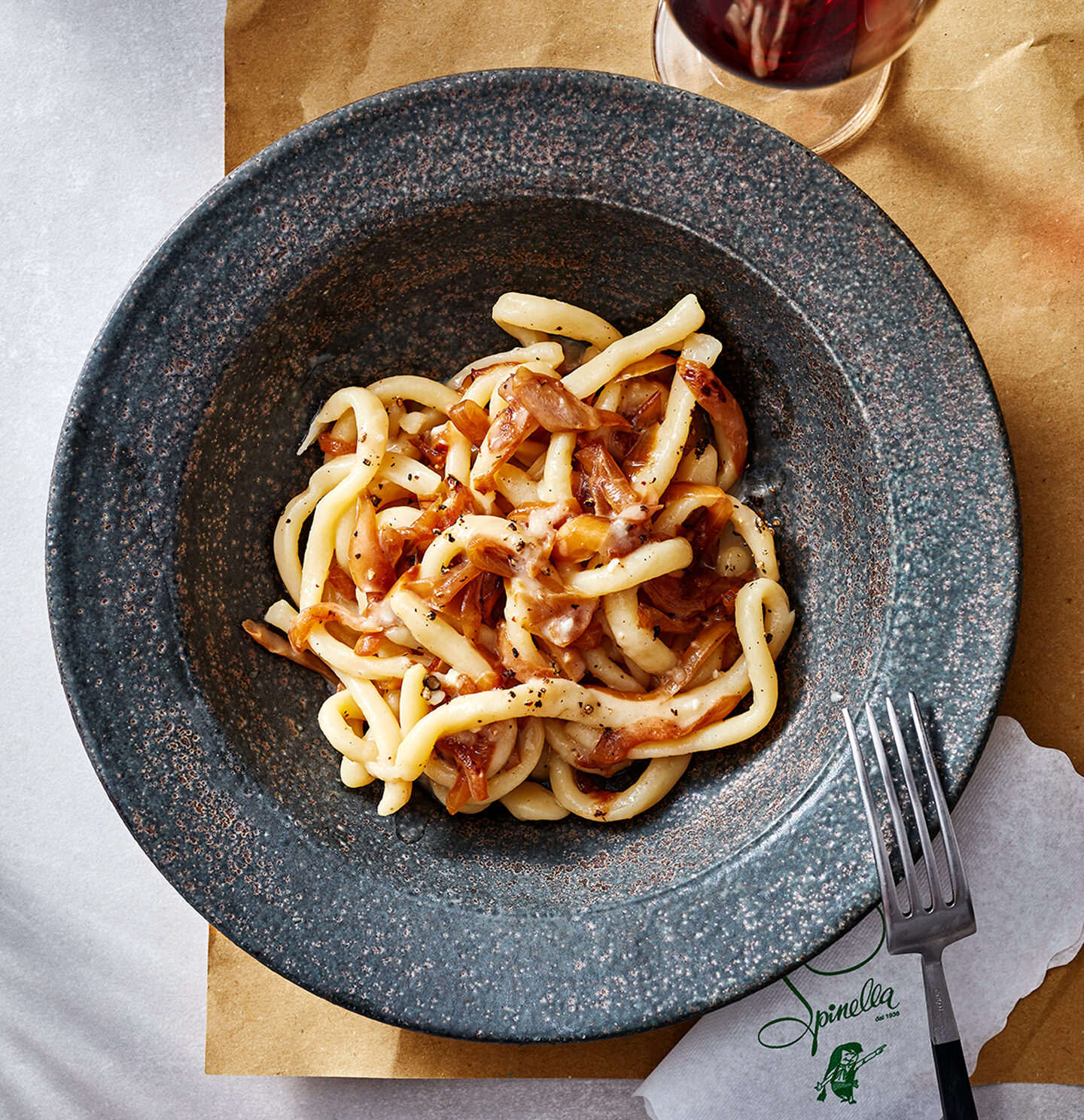 Cacio e pepe met ui